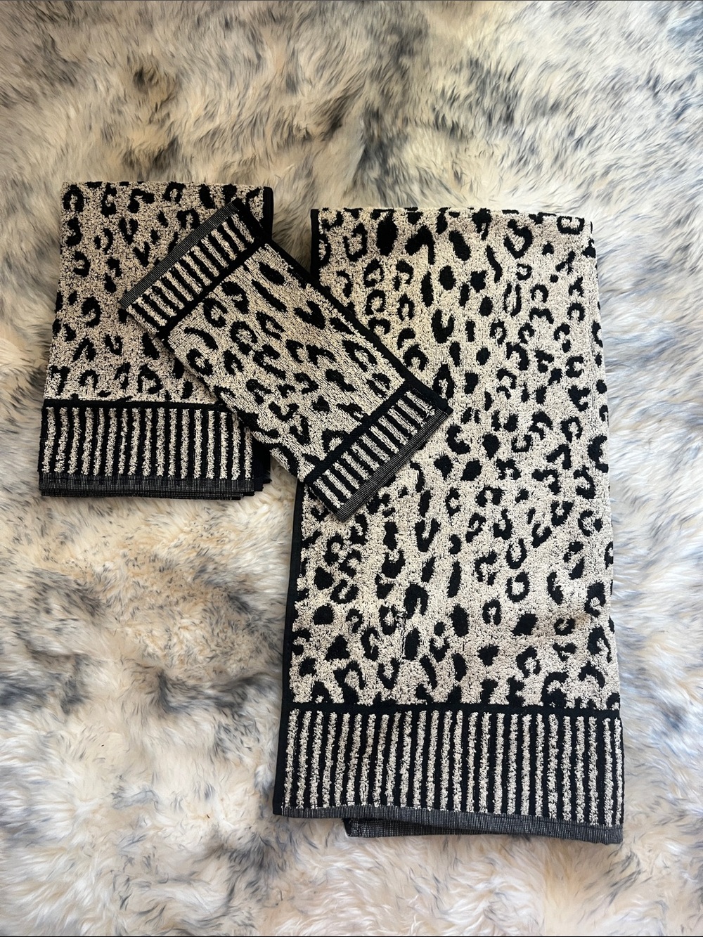 4 SETS Print Bath Towel Set - Black & Cream